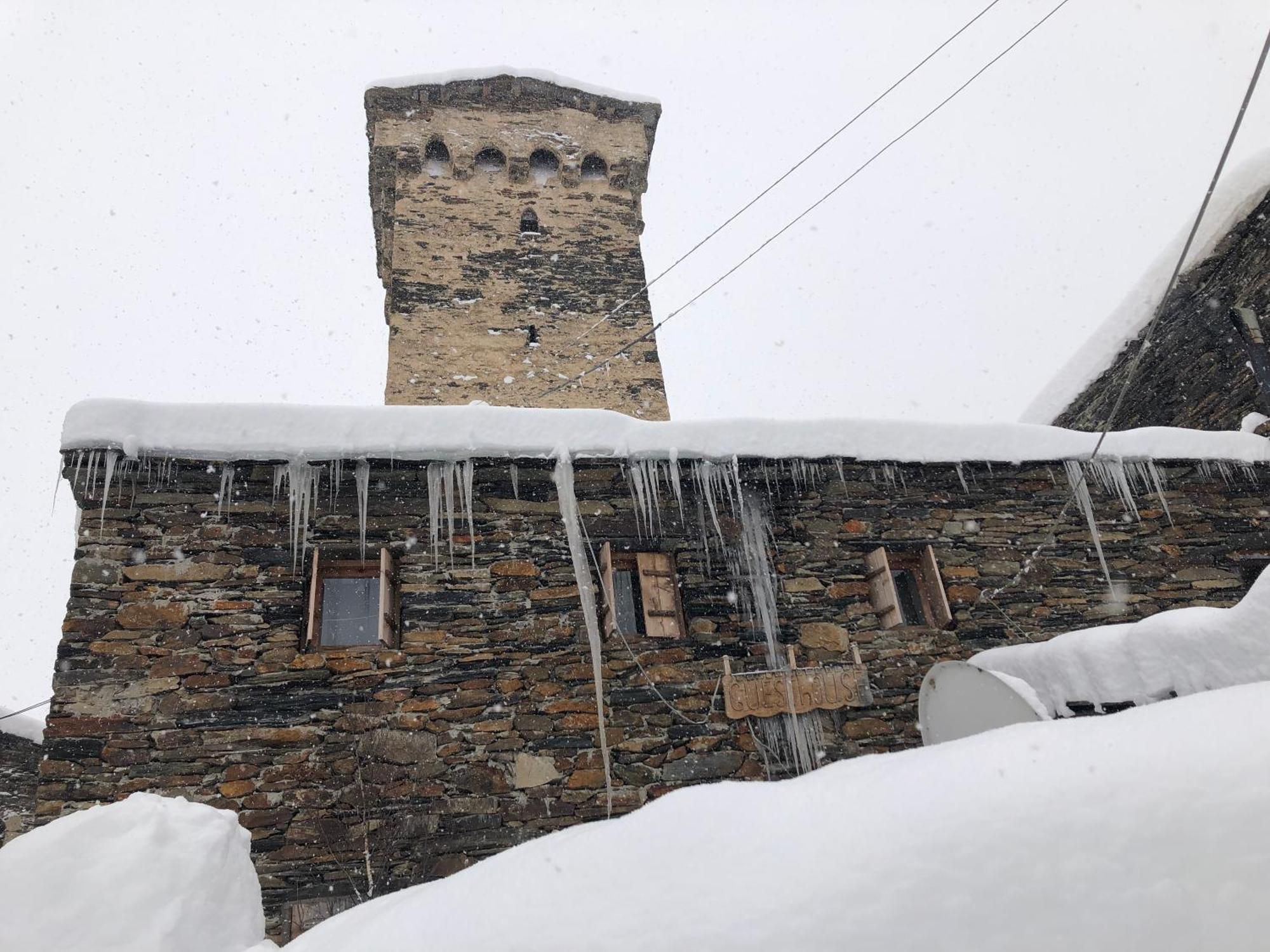 Hotel Old House Ushguli Exterior foto